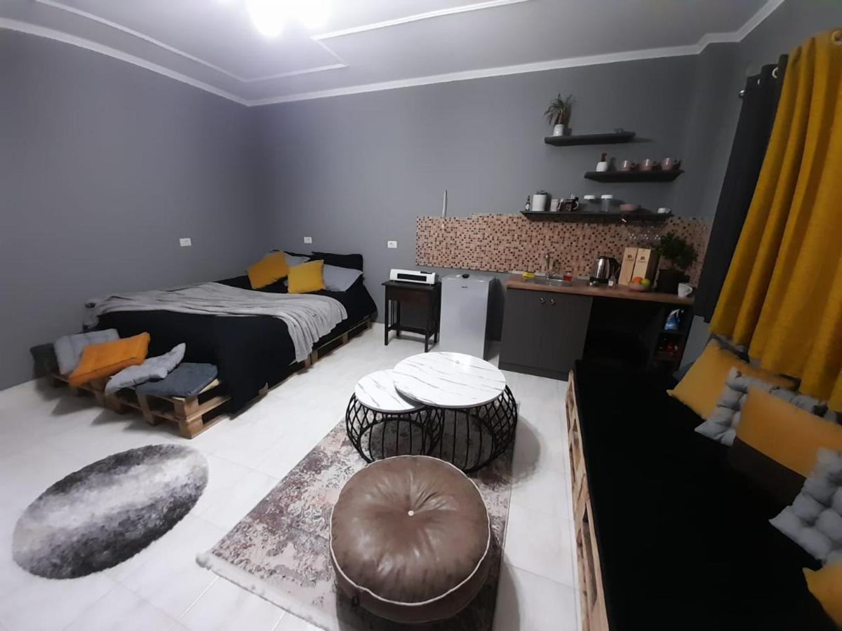 Koa Studio 1 Korce Ngoại thất bức ảnh